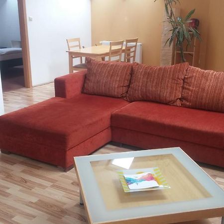 Central Apartman Sopron מראה חיצוני תמונה