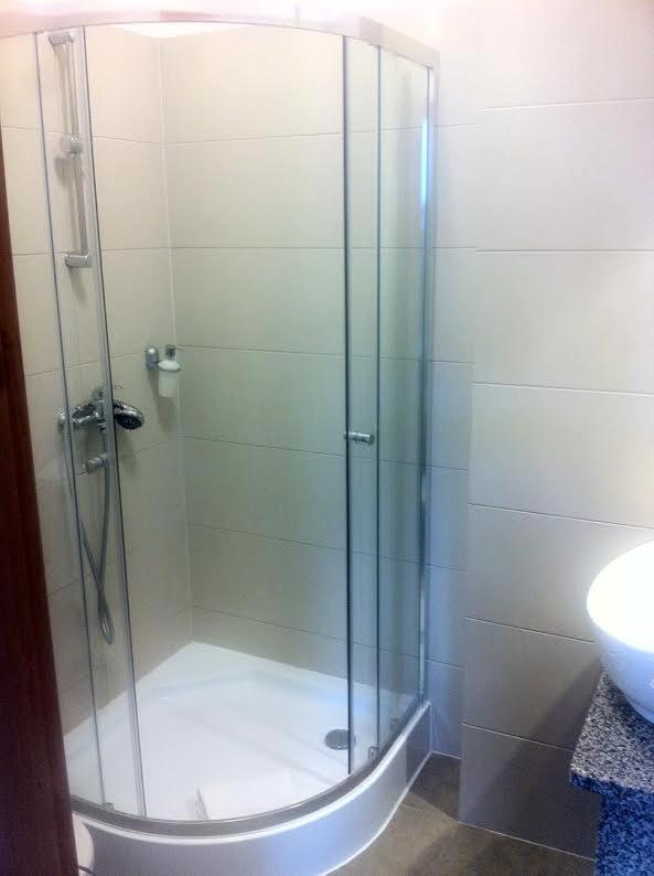 Central Apartman Sopron מראה חיצוני תמונה