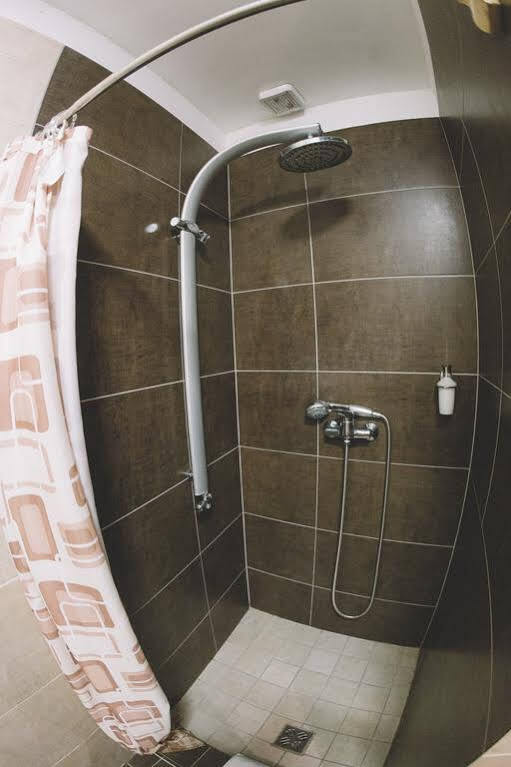 Central Apartman Sopron מראה חיצוני תמונה